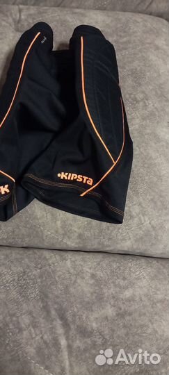 Вратарские шорты футбольные