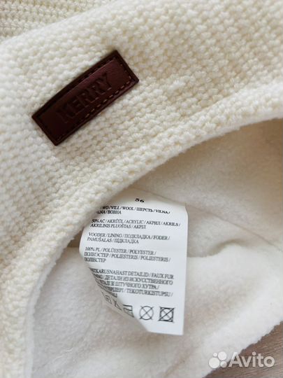 Шапка Kerry новая 54-56 зимняя для девочки