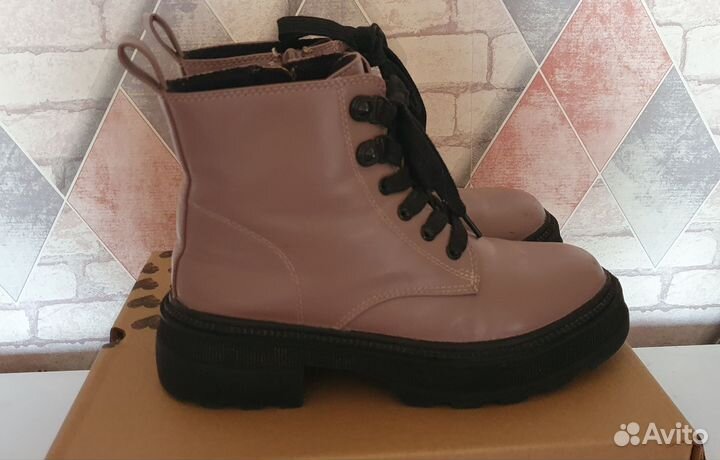 Ботинки для девочки. Весна-осень. 33 размер
