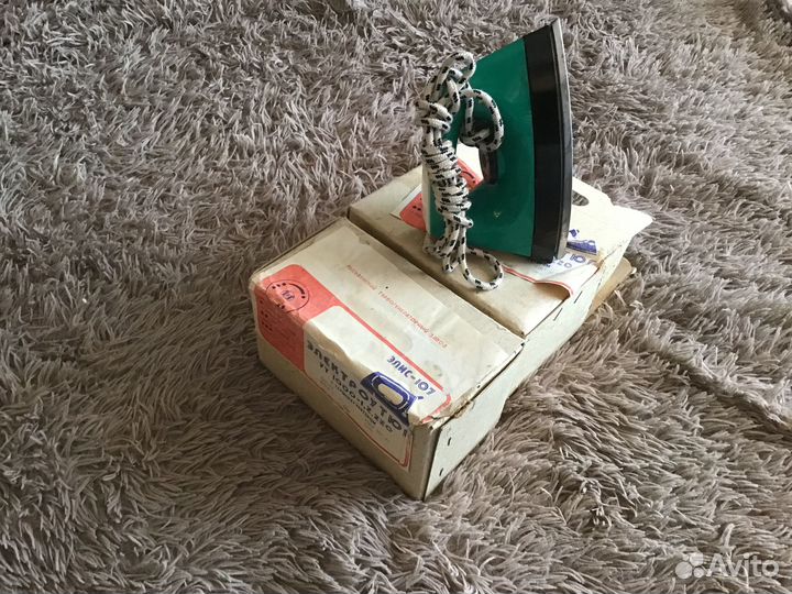 Утюг советский новый
