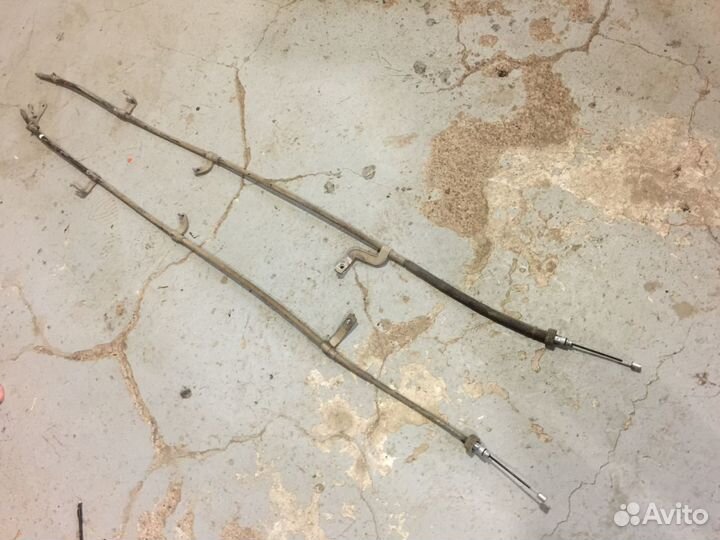 Киа Рио трос стояночного тормоза дисковые тормоза