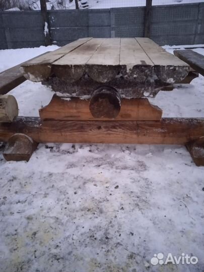 Стол, калеброванный брус