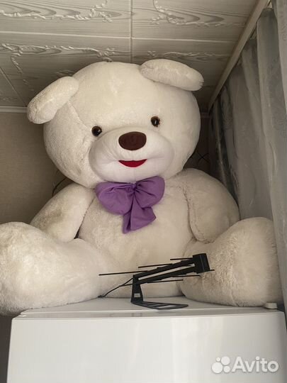 Плюшевый медведь большой