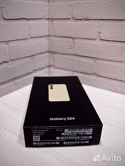 Samsung Galaxy S24, 8/128 ГБ