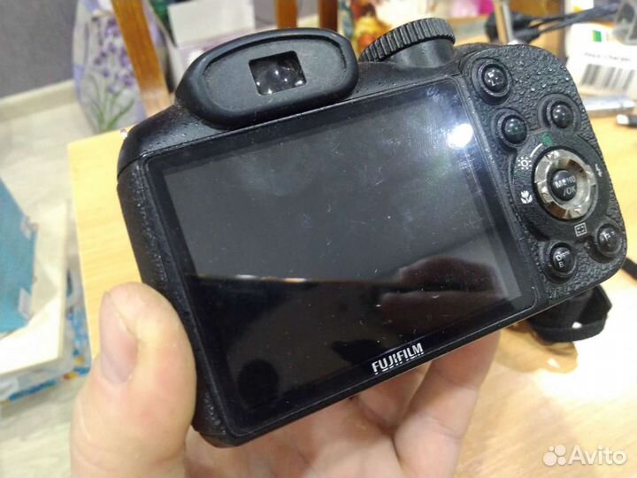 Fujifilm S2500HD