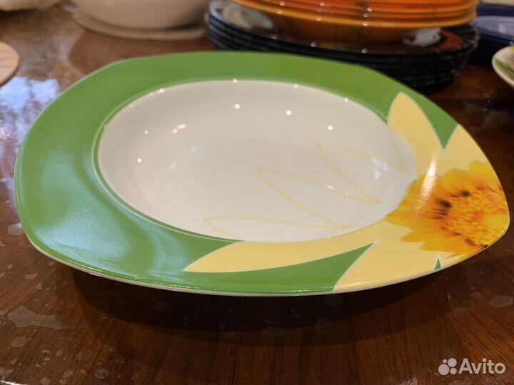 Набор посуды из 4 частей