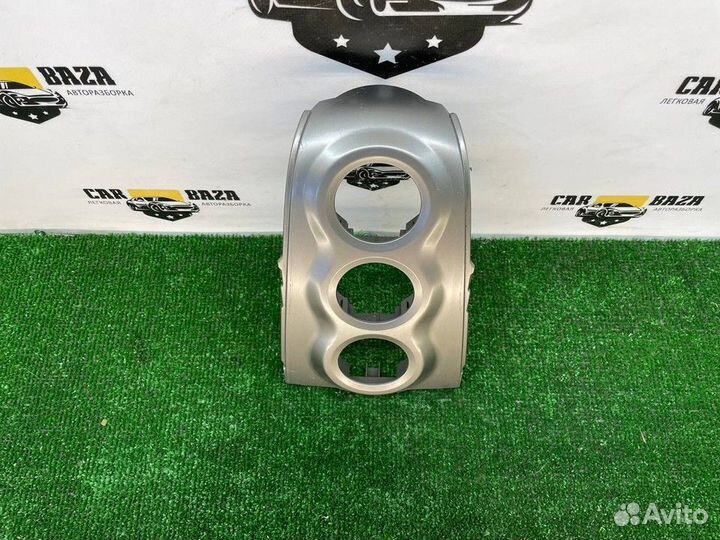 Накладка Toyota Yaris