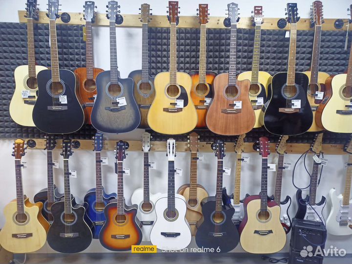 Гитара акустическая