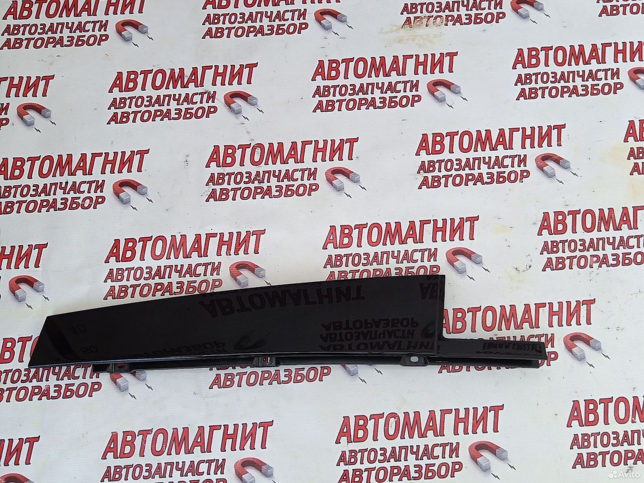 Накладка двери задней правой Шкода Кодиак