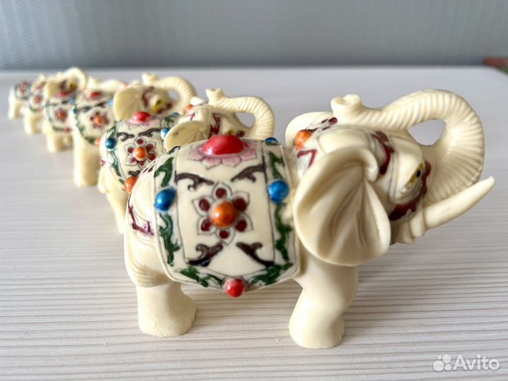 Фарфоровые статуэтки