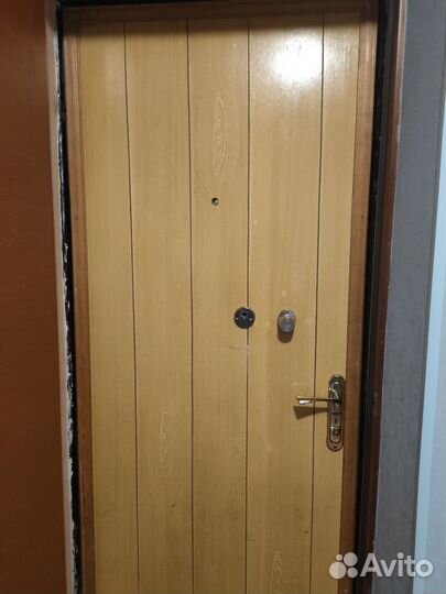 Дверь входная металлическая