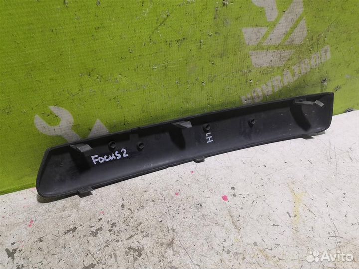 Накладка переднего бампера Форд Фокус 2