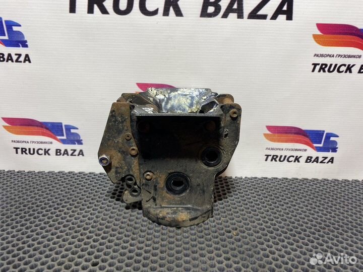 Замок кабины Volvo FH