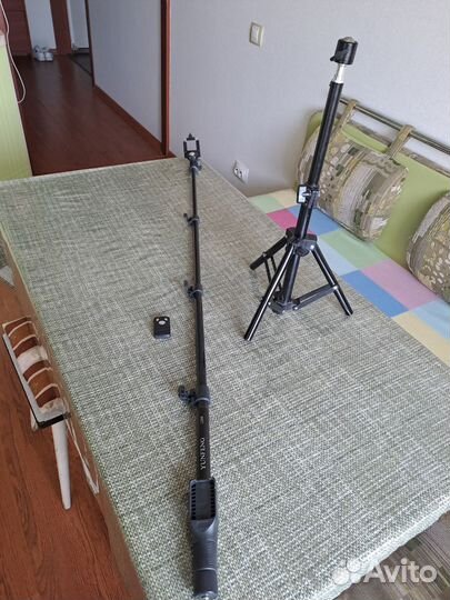 Штатив для телефона / Селфи палка для телефона