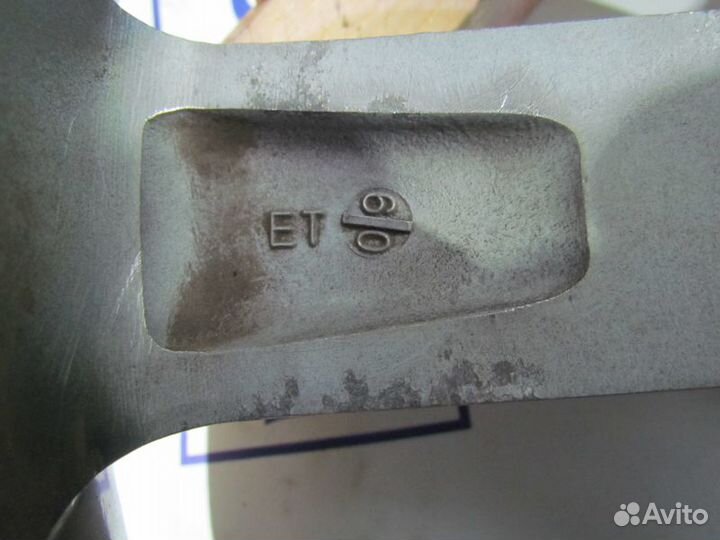 Диски Lexus R18 Литые 5x150 J8.5 HS1