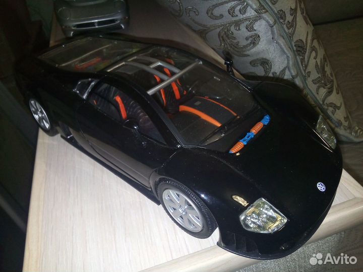 1/18 фольксфаген нардо мотор макс