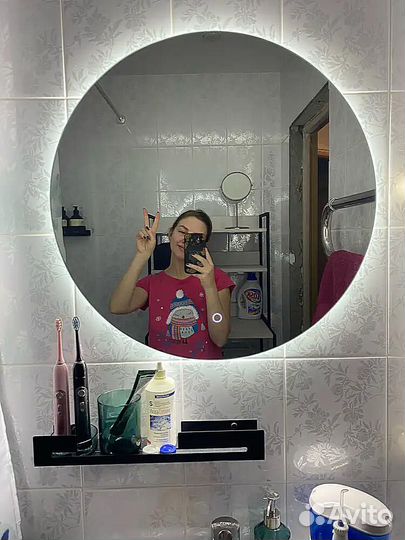 Зеркала с подсветкой любой формы на батарейках и о