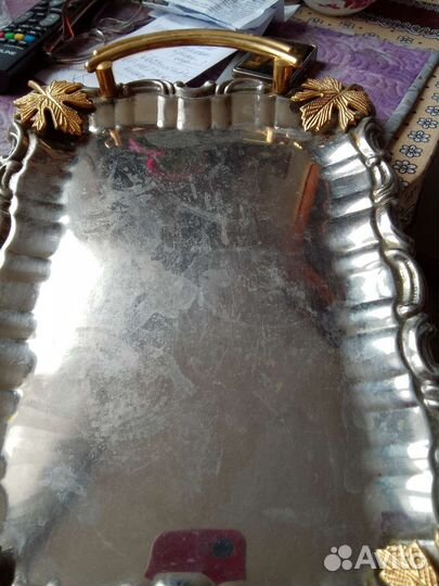 Подносы металл и фарфор