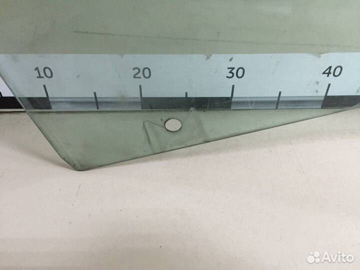 Стекло двери передней правой Skoda Octavia A5 1Z