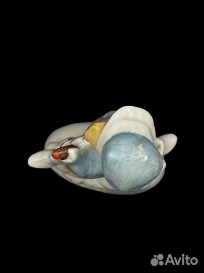 Статуэтка фарфор германия мальчик с сапогами