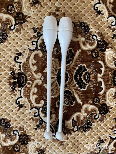 Гимнастические булавы