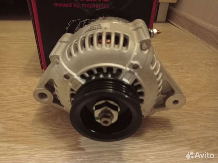 Генератор на Toyota 27060-11270