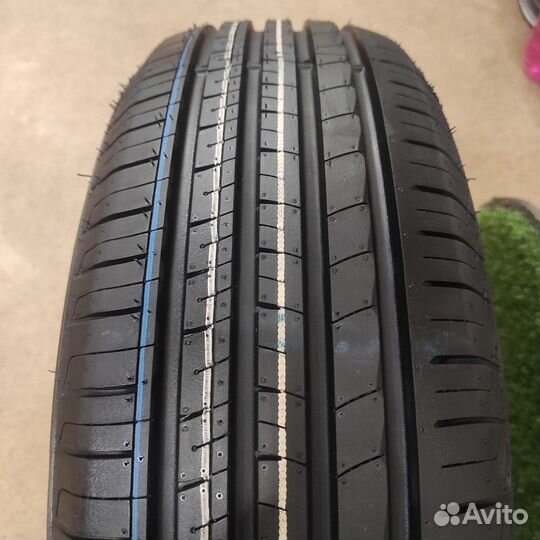 Compasal BLAZER HP 215/65 R16 98H