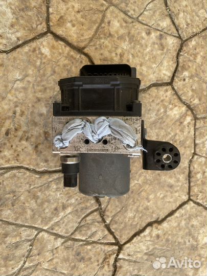 Блок ABS пробег 74т.км. BMW 7 E66 E65