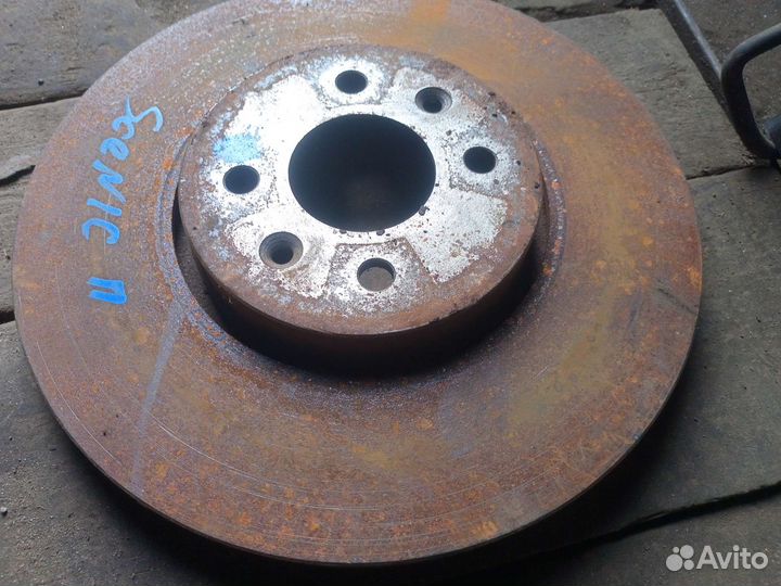 Тормозные диски Renault Scenic 2