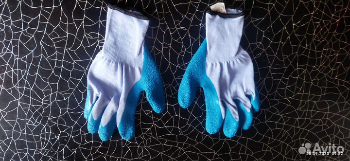 Перчатки рабочие прорезиненные