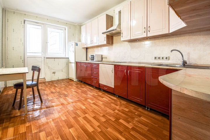 2-к. квартира, 80 м², 4/16 эт.