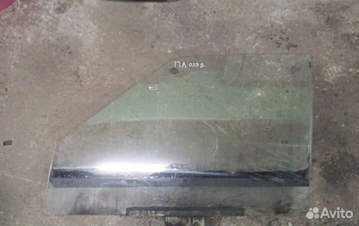 Стекло двери передней правой левой ваз 2115 2109