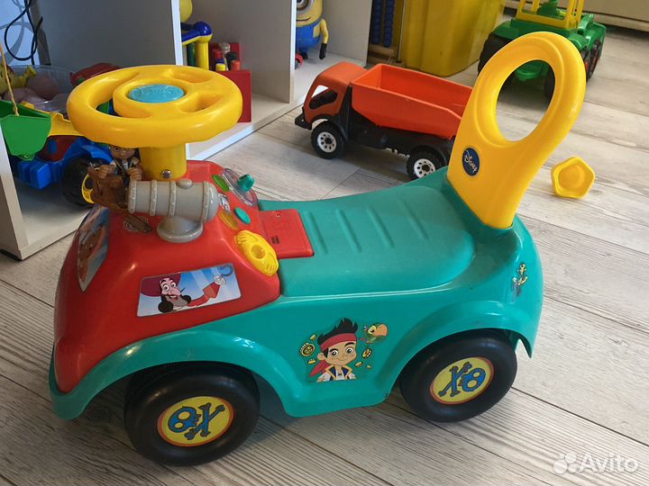 Детская машинка каталка