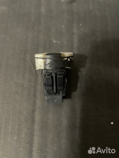 Кнопка блокировки центрального замка Citroen C3