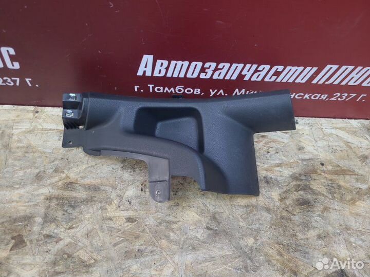 Накладка порога задняя левая LADA Vesta