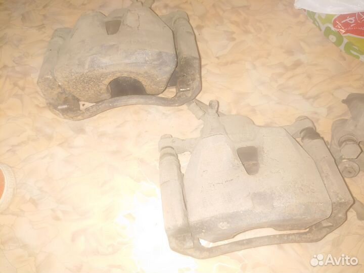 Тормозные суппорта Lexus is