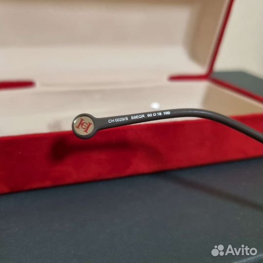 Солнцезащитные очки carolina herrera