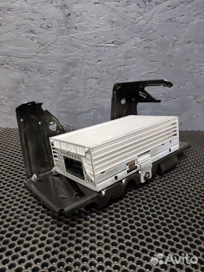 Усилитель звука Bmw 550Ix F10 N63 2010