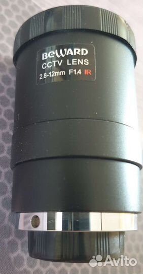 IP видеокамера Beward BD-4370 с обьективом