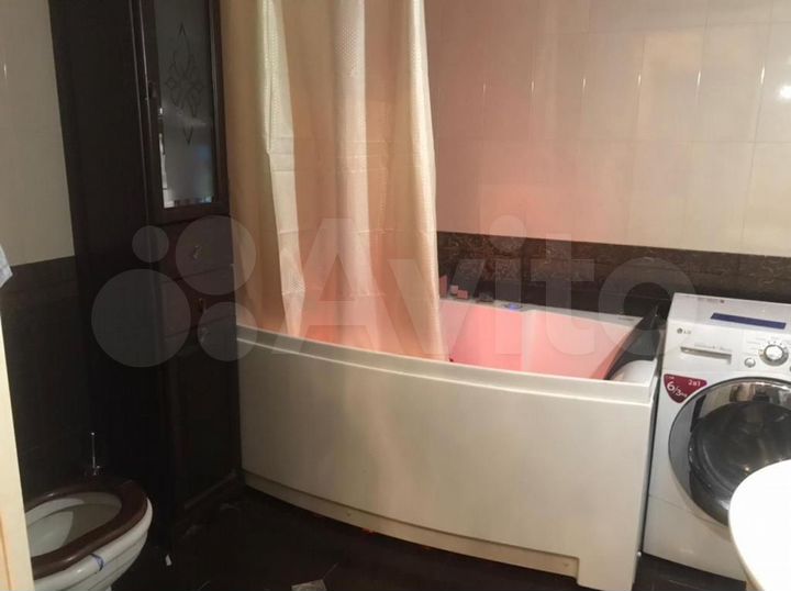 4-к. квартира, 150 м², 3/5 эт.