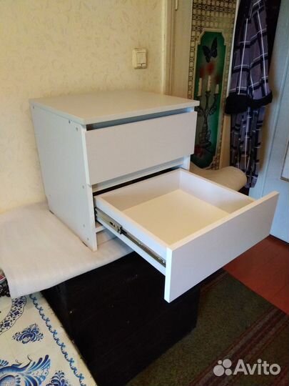 Тумба без ручек, для офиса под Кулер