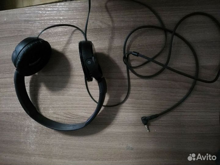 Наушники Sony