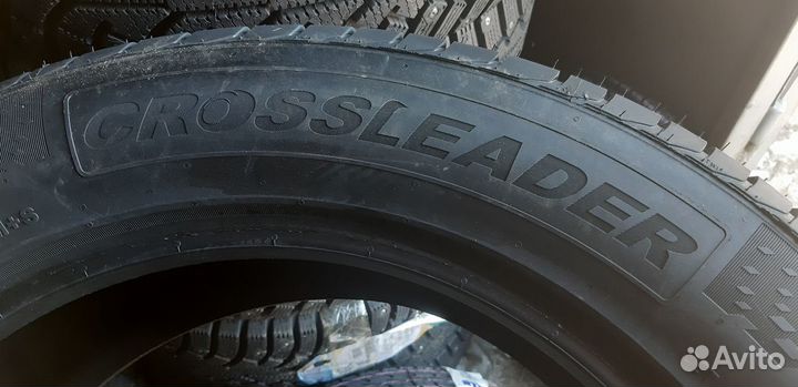 CrossLeader DSU02 255/55 R19 111W
