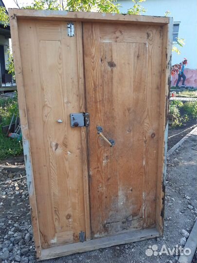 Дверь входная деревянная бу