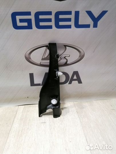 Накладка петли капота Уголок жабо LADA largus ларг