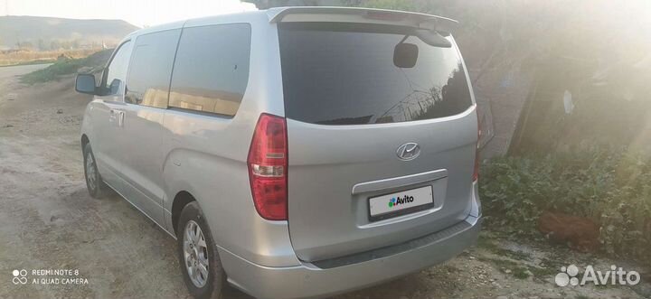 Hyundai Grand Starex 2.5 AT, 2009, 260 000 км