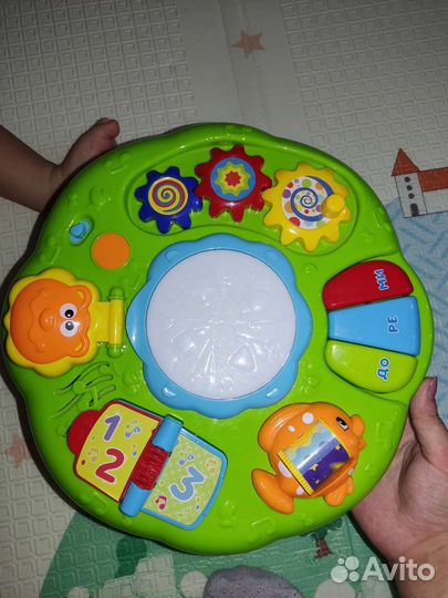 Развивающий столик