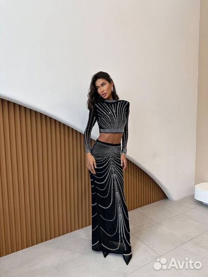 Еффектный костюм Alaia