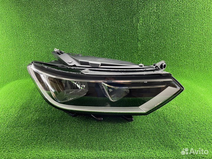 Фара правая passat B8 14-20