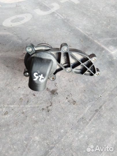 Корпус термостата Audi A6 C6 CCA 2010